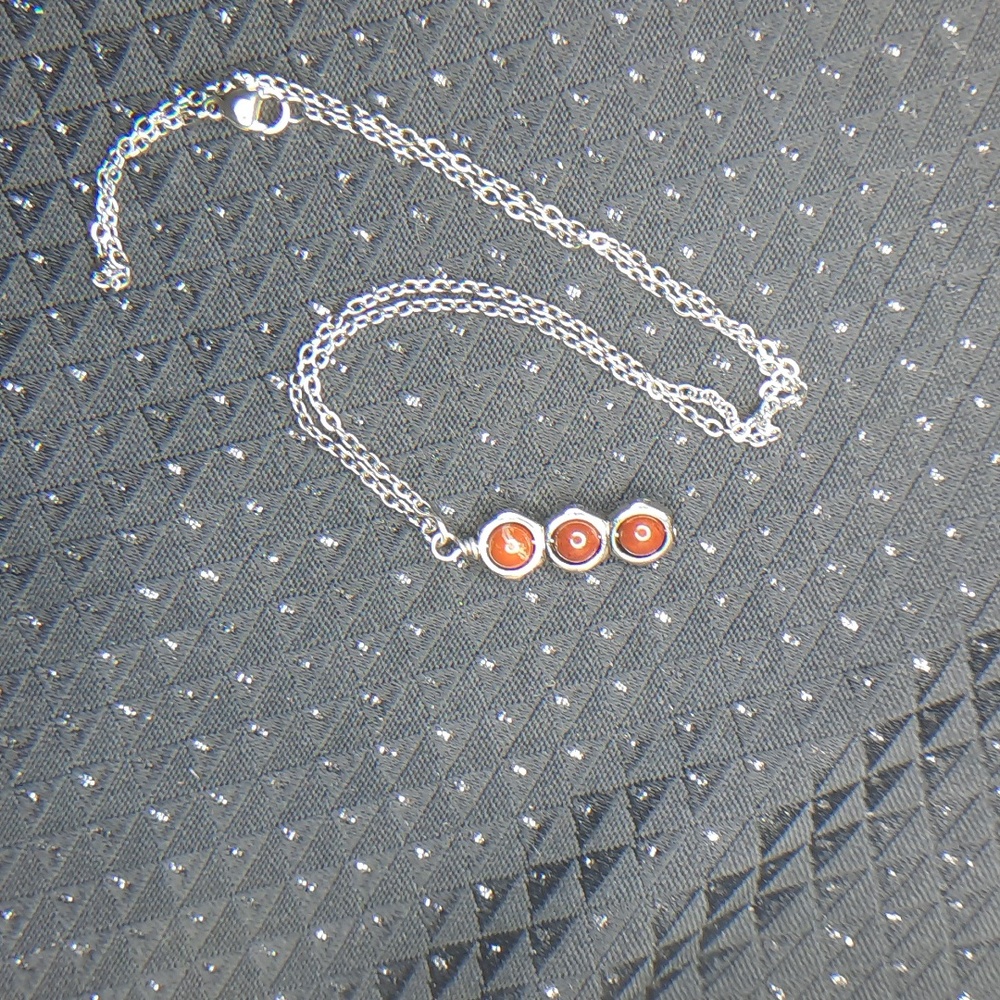 $💲$ Trinity of Red Jasper Pendant Necklace - Picture 2 of 3